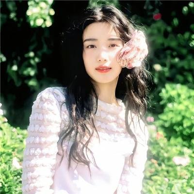 替嫁后，墨总娇妻掐腰宠